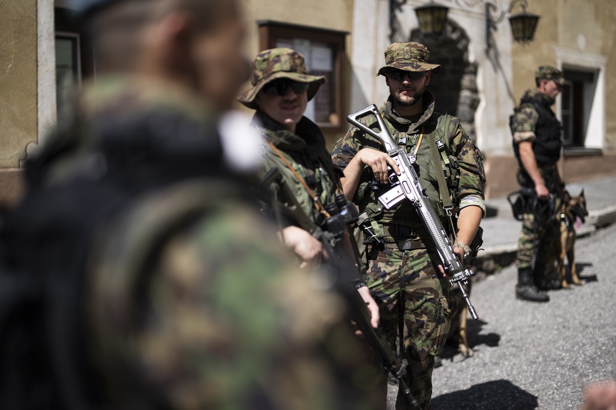 В Швейцарии раскритиковали стремление присоединиться к «военному Шенгену»