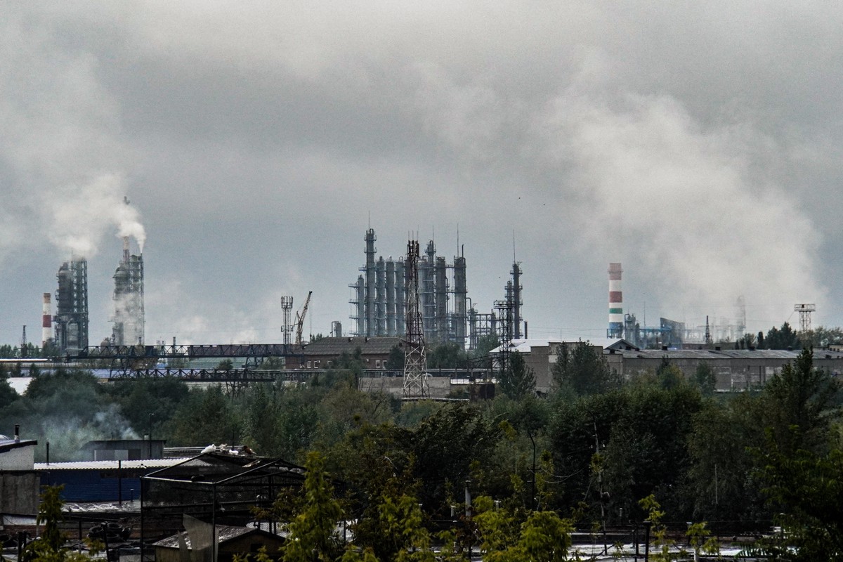 Пожар на Омском НПЗ не повлияет на производственную программу