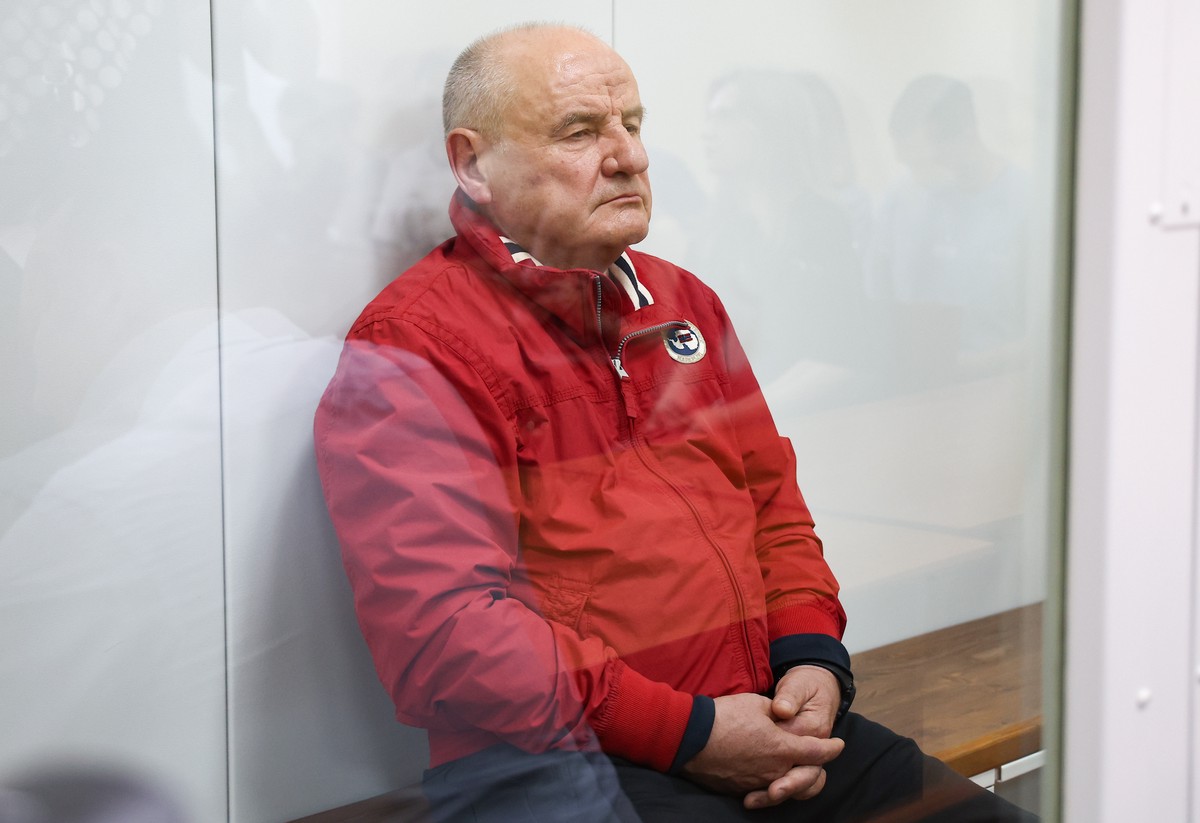 Экс-замминистра обороны Попова арестовали по делу о мошенничестве до 29 октября