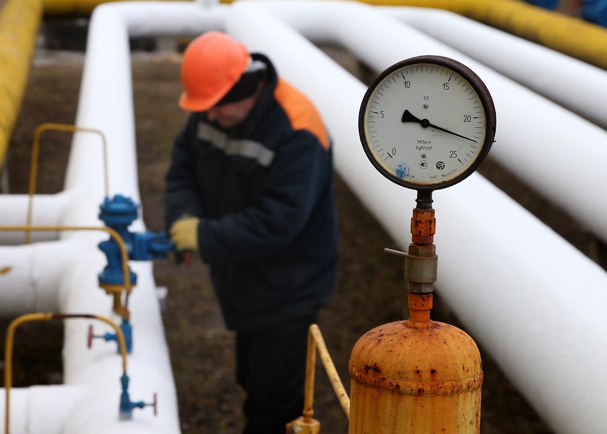На Украине заявили о прекращении транзита газа и нефти из РФ в ЕС с 1 января 2025 года