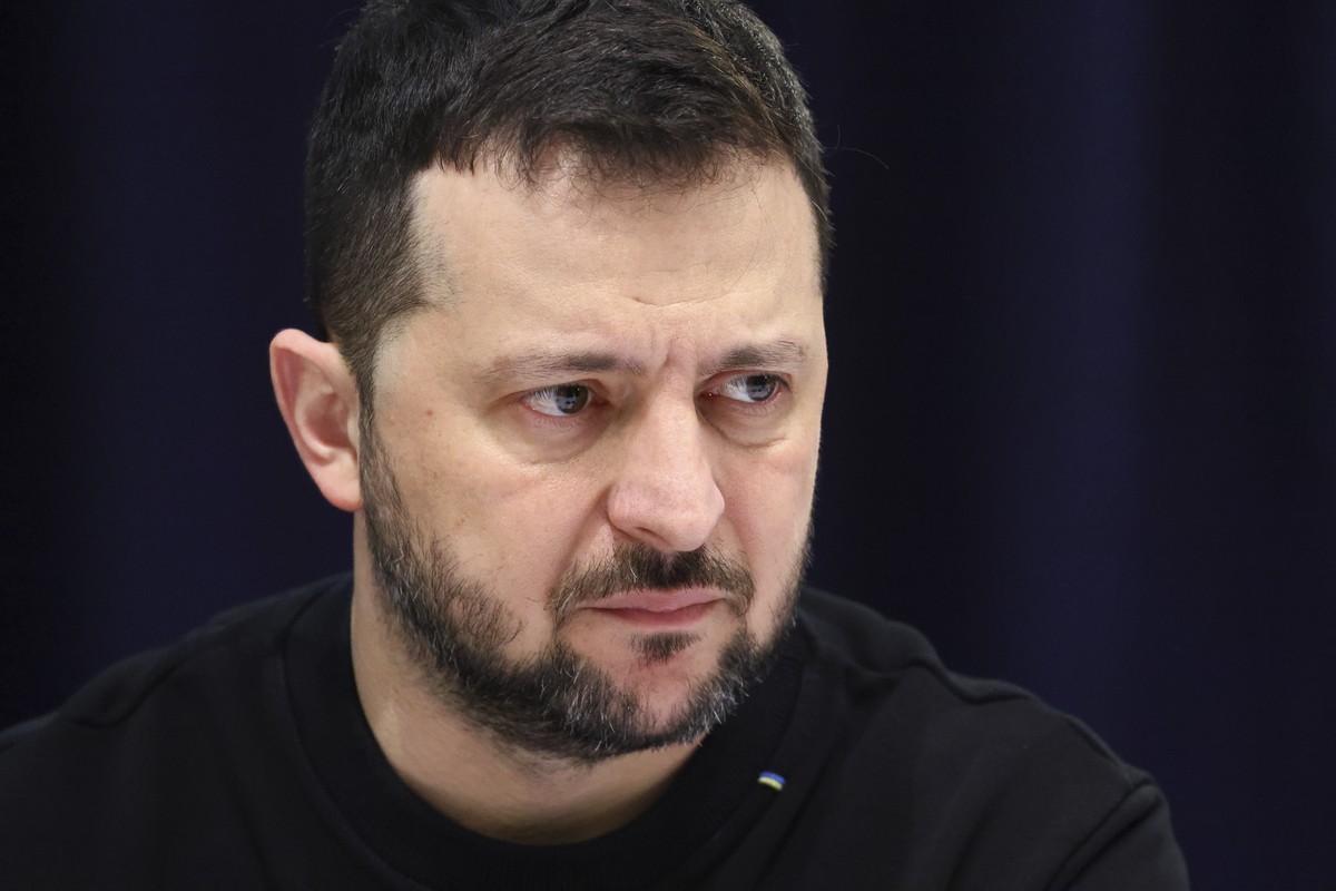 Зеленский намерен «бессрочно удерживать» захваченные территории Курской области
