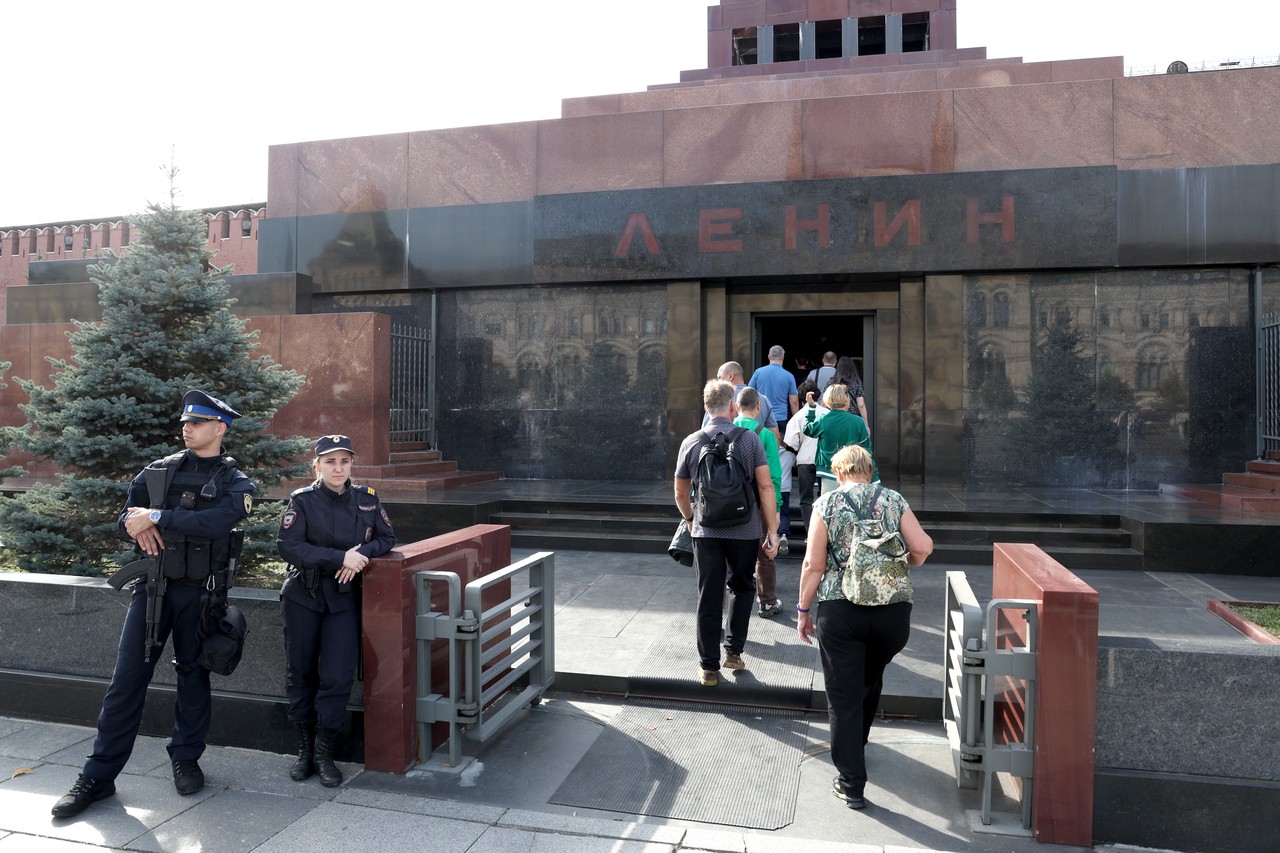 В Госдуме рассказали, когда могут перезахоронить тело Ленина