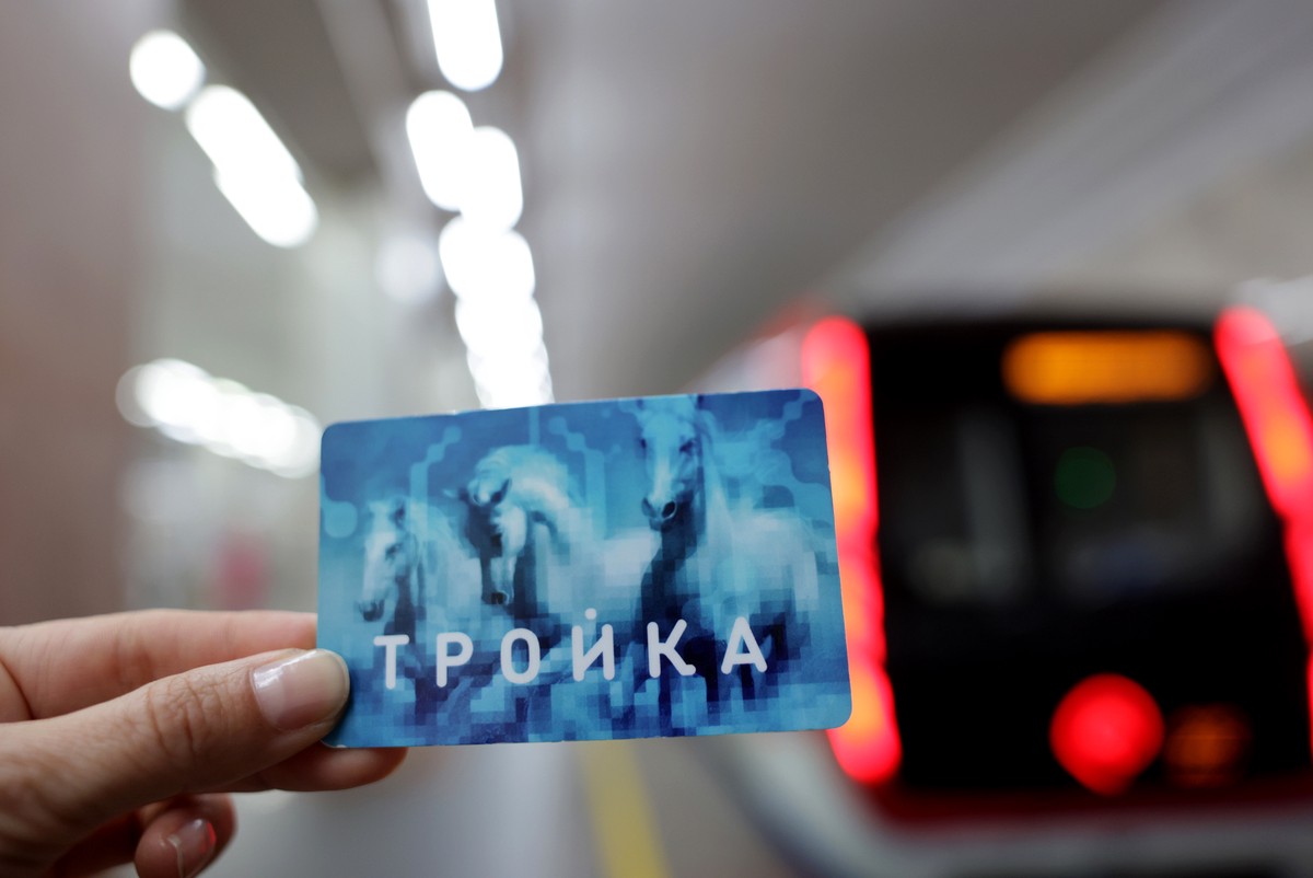 В Дептрансе Москвы предупредили о новой схеме мошенничества с проездными картами