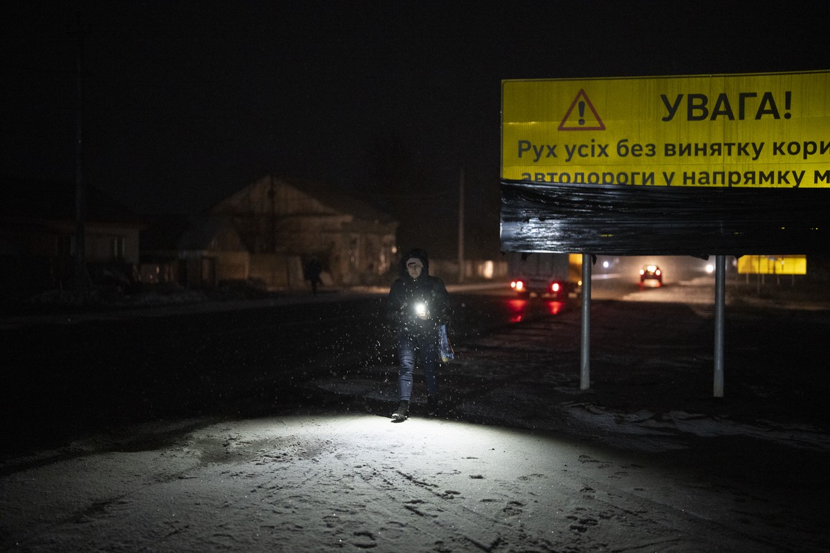 Эксперт: Киев может вынудить жителей Харькова греться зимой у костров