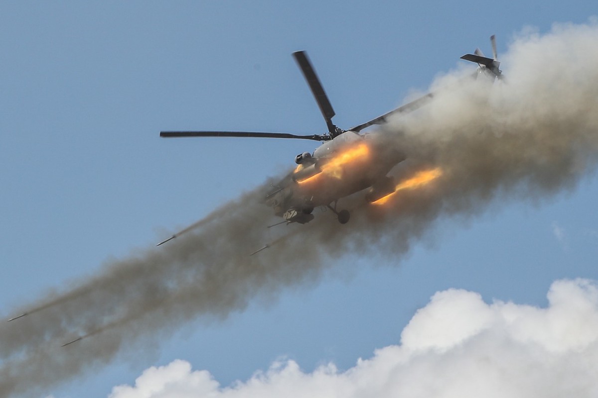 МО РФ: Ми-28 нанёс удар по живой силе и технике ВСУ в курском приграничье
