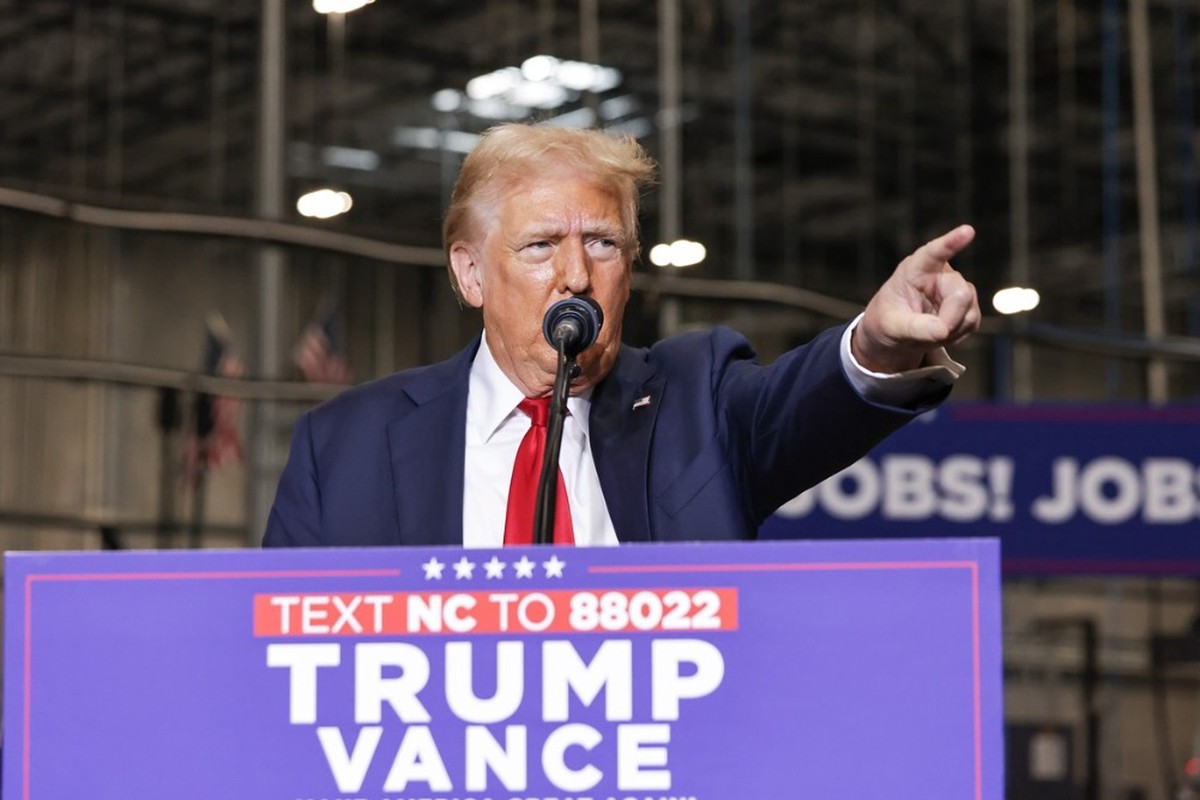 Трамп назвал Байдена и Харрис умственно отсталыми 