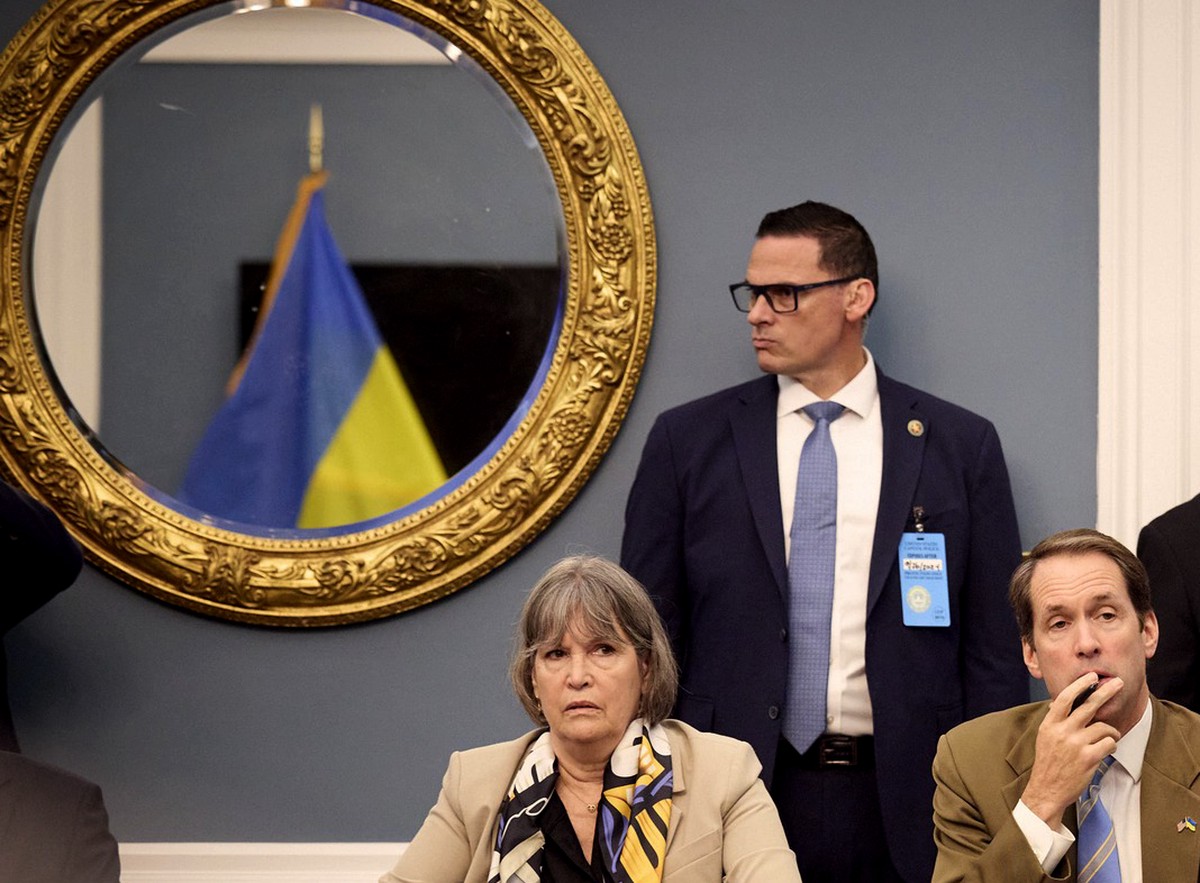 Pais: Внешнее давление на Украину в пользу переговоров с Россией усиливается