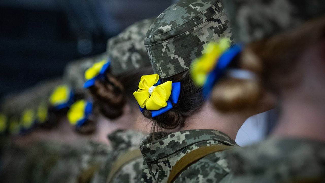 ВСУ «бросают курить», котел под Харьковом и мобилизация украинок: главные новости СВО 10 сентября