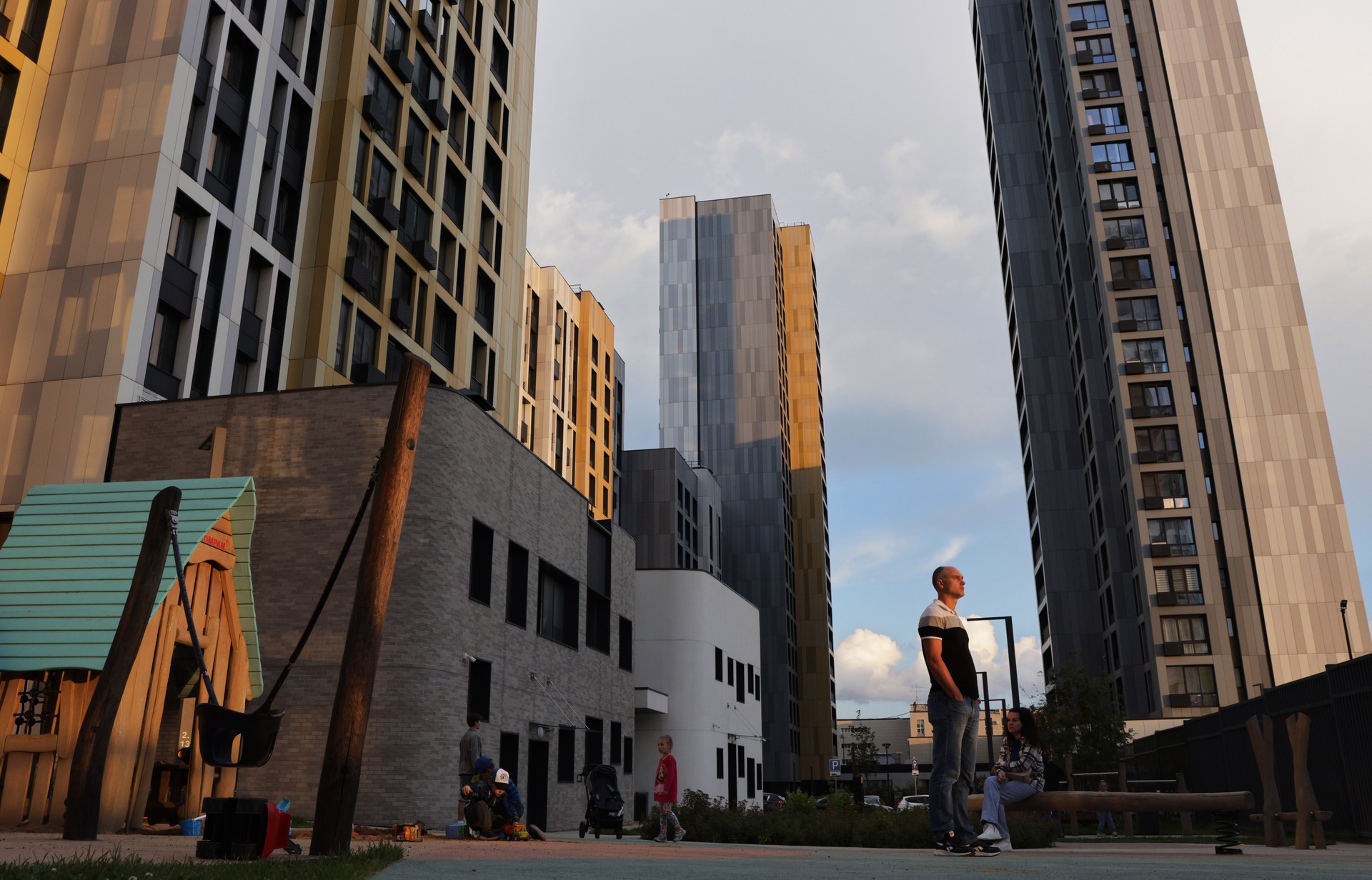 Цены на новостройки в России могут упасть на 20%