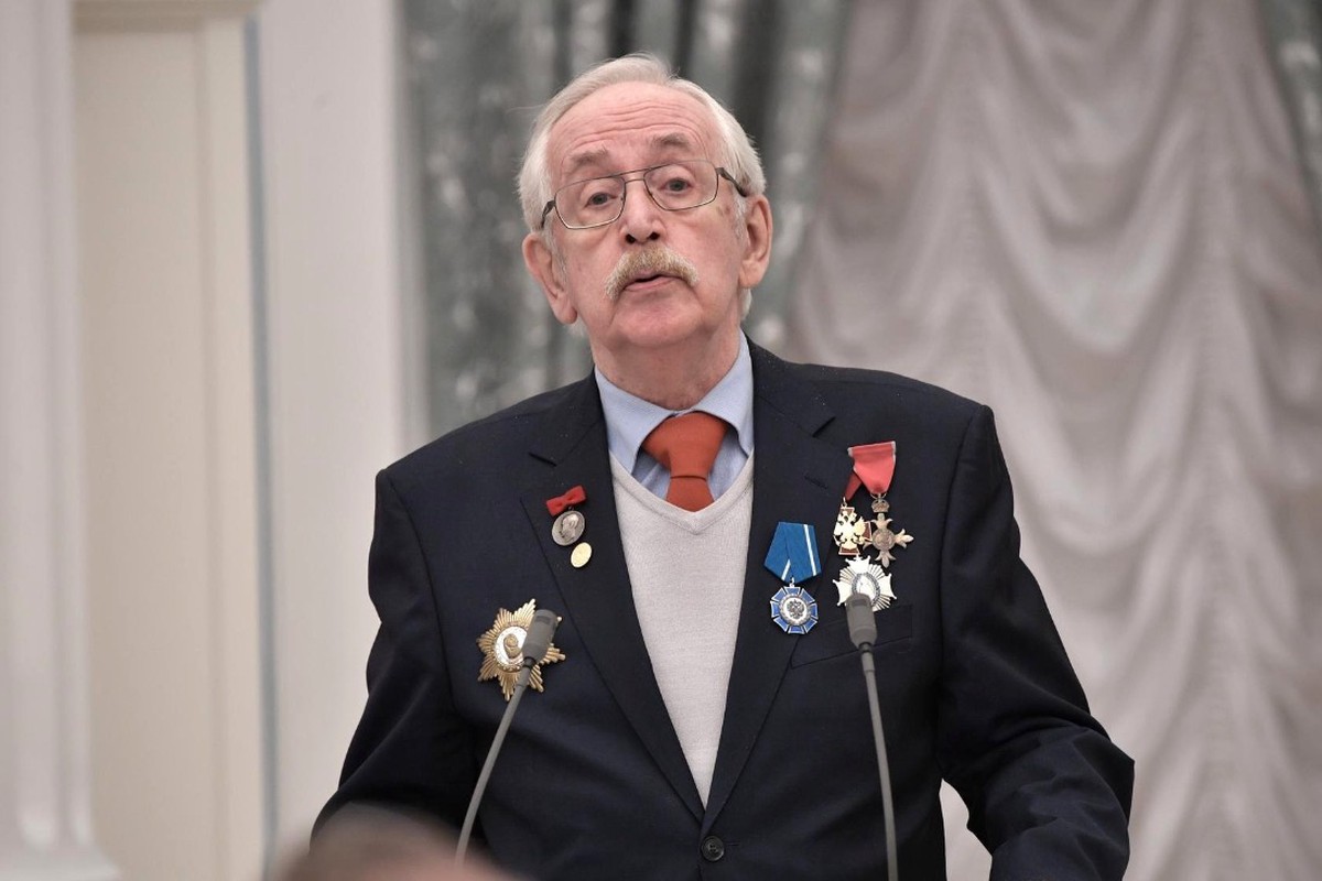 Невестка Василия Ливанова поделилась информацией о его состоянии