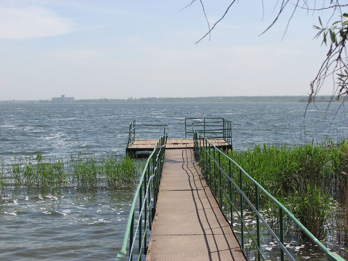 Меркурис: Курахово в ДНР может попасть в окружение из-за водохранилища