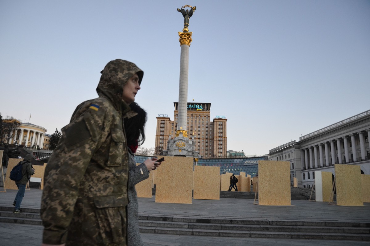 Мирные замедленного действия: как Украина может использовать вбросы про переговоры