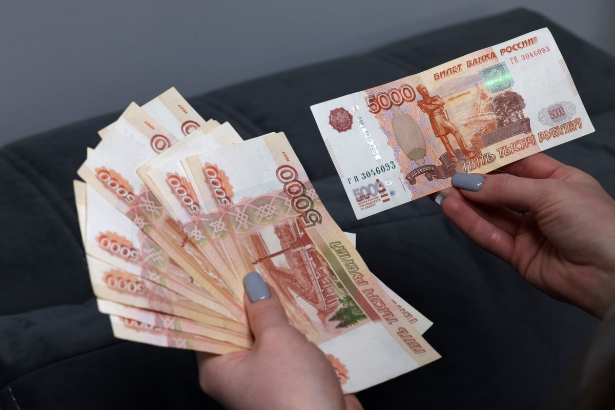 Соцфонд объявил о досрочной выплате пенсий