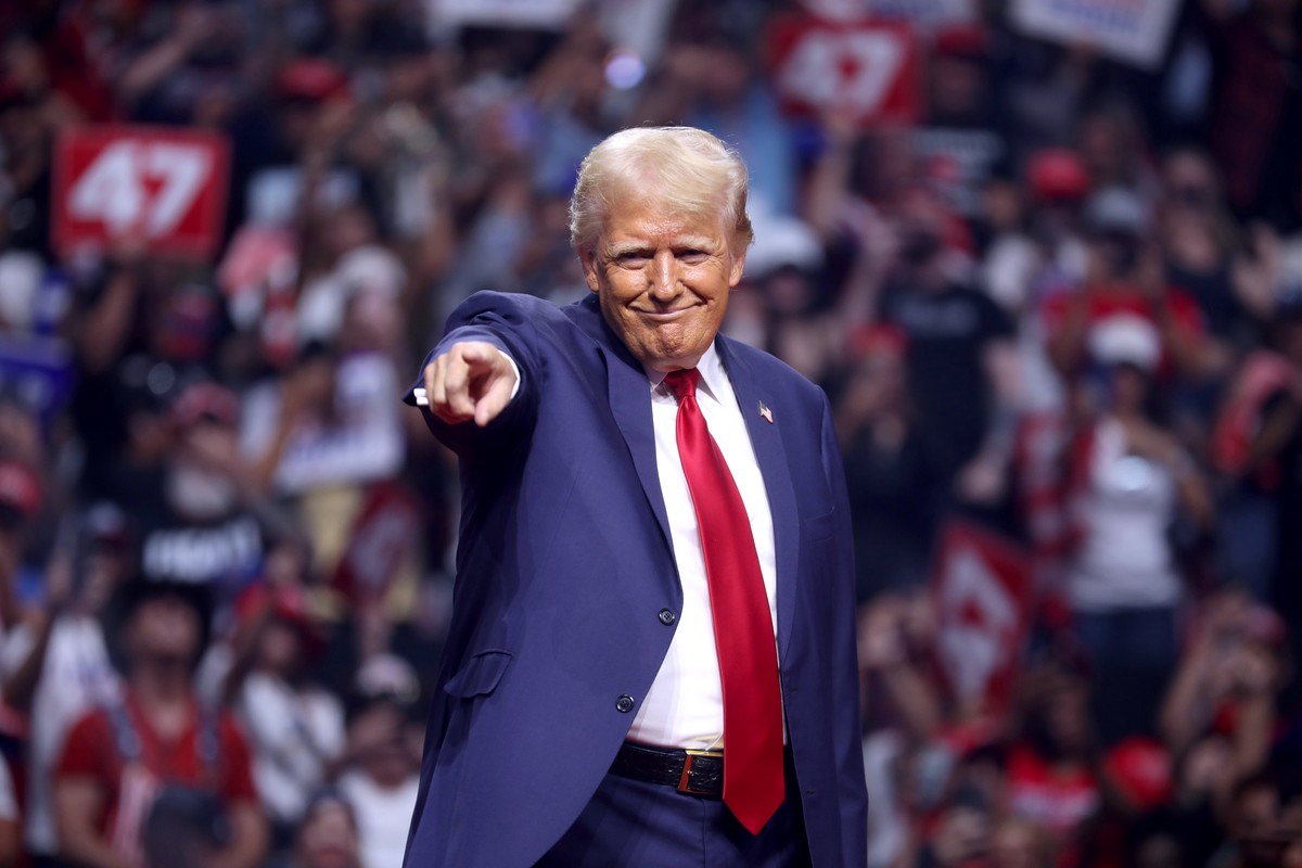 Главное к утру 11 октября: Трамп оказался полностью здоровым, против Renault введены санкции, КНДР показала самую мощную ядерную ракету