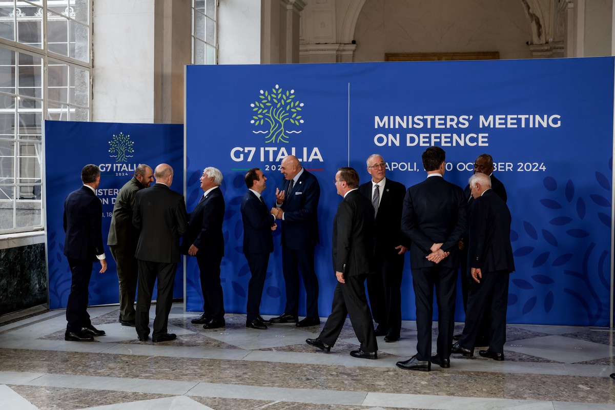 Главы Минобороны G7 подчеркнули намерение продолжать помощь Украине