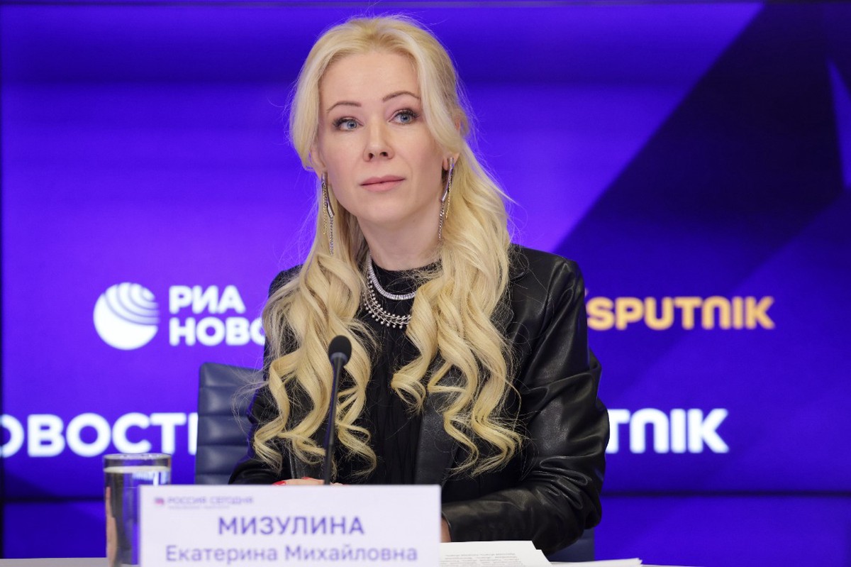 У Мизулиной потребовали объяснения траты бюджетных 200 млн рублей
