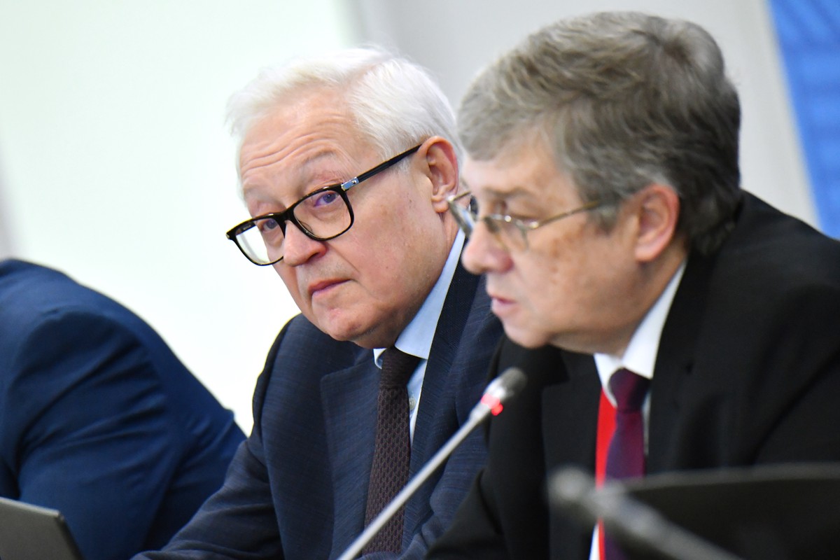 Рябков: Нельзя недооценивать риск прямого столкновения России и США 