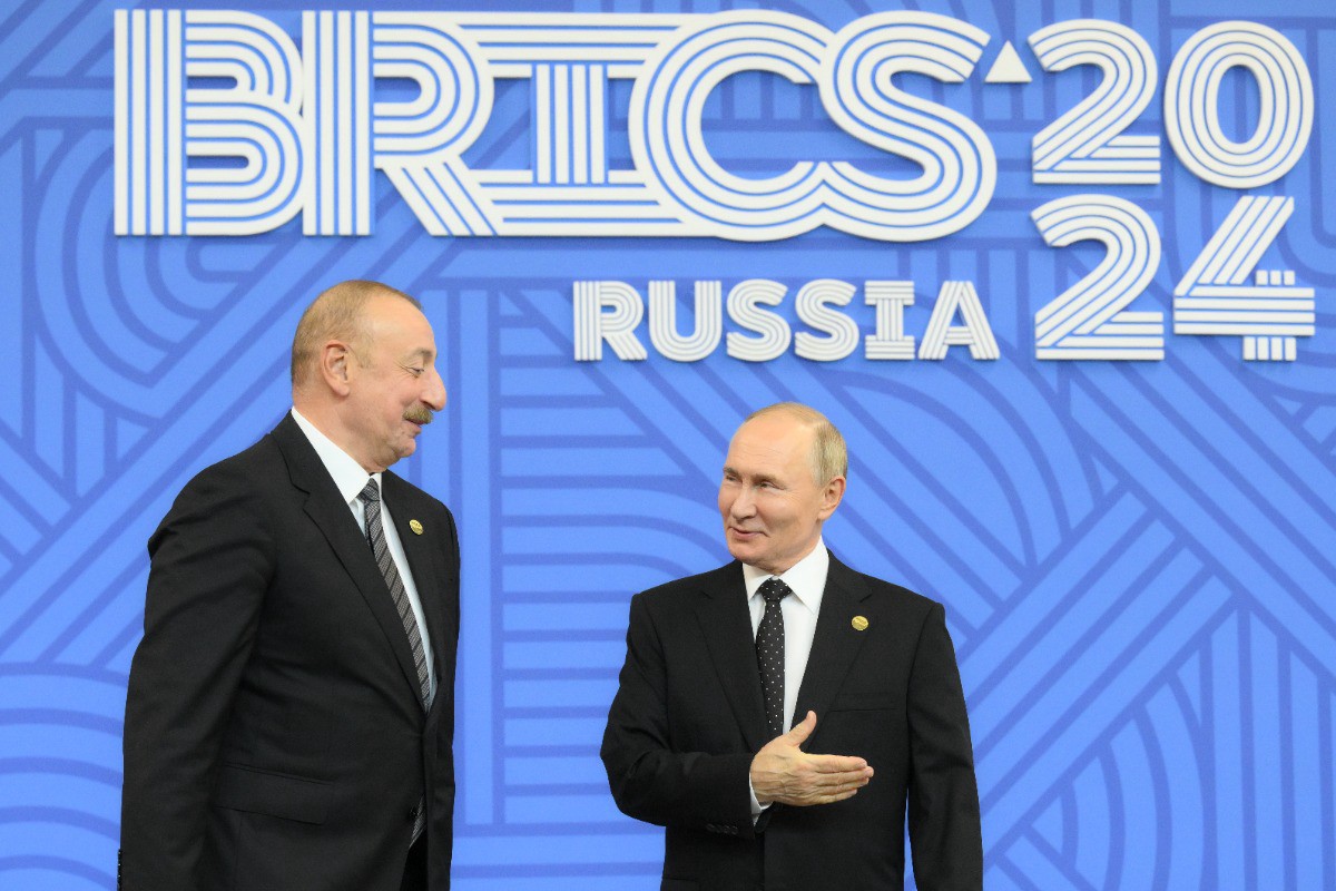 Алиев поблагодарил Путина за приглашение на саммит БРИКС