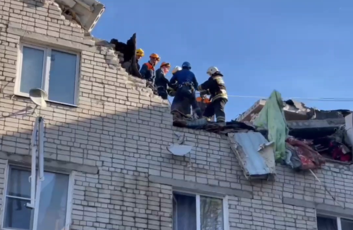 Количество жертв при взрыве газа в жилом доме в Черкесске увеличилось до четырёх