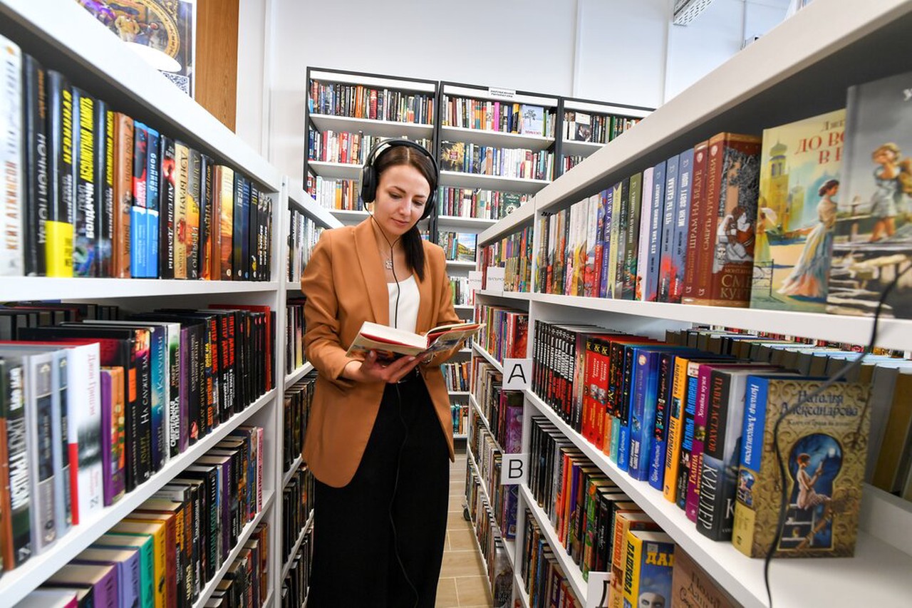 Не только детективы: 10 необычных книг, подходящих для чтения в ноябре