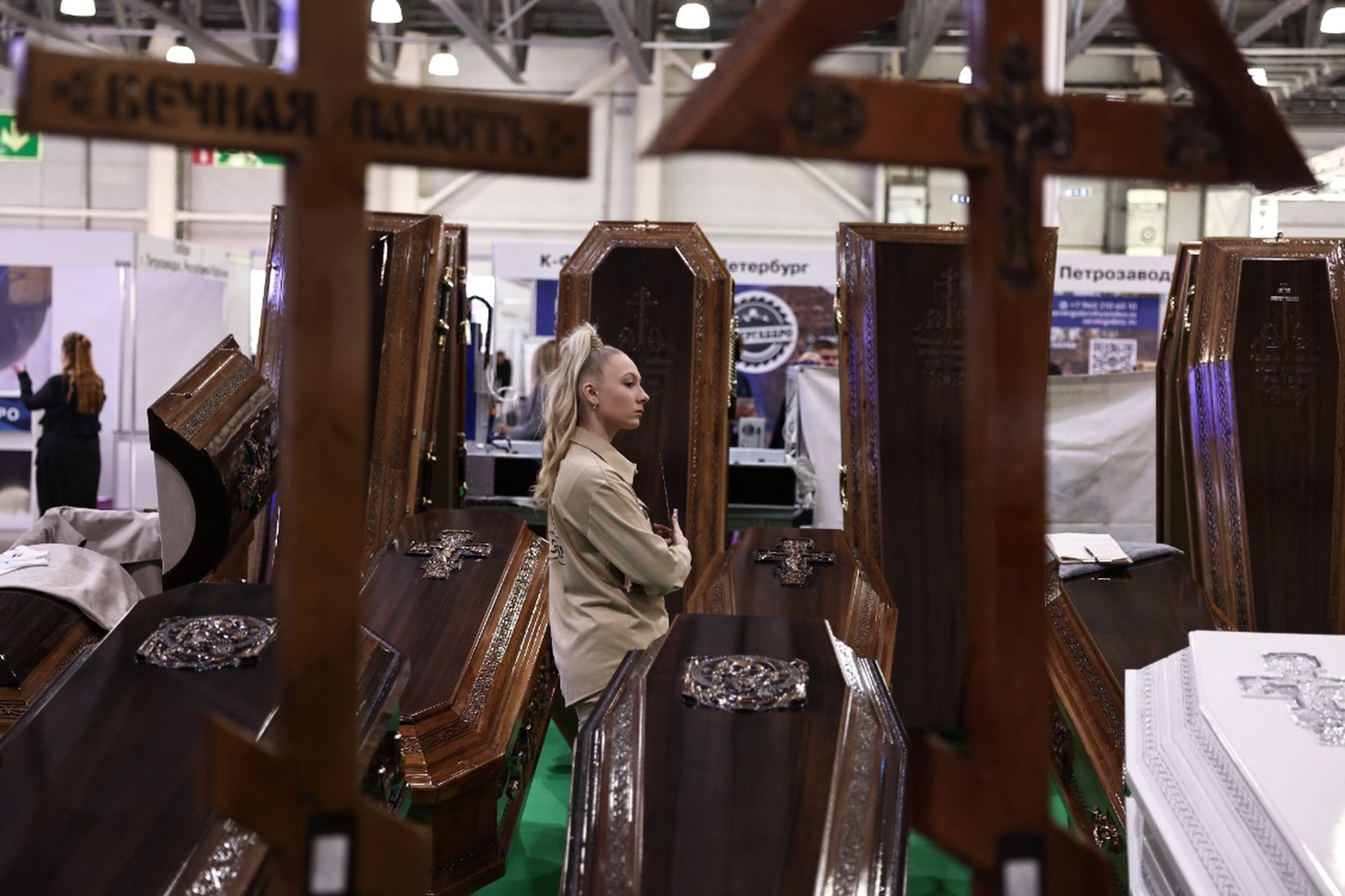 Дорогие похороны стали непозволительной роскошью для россиян