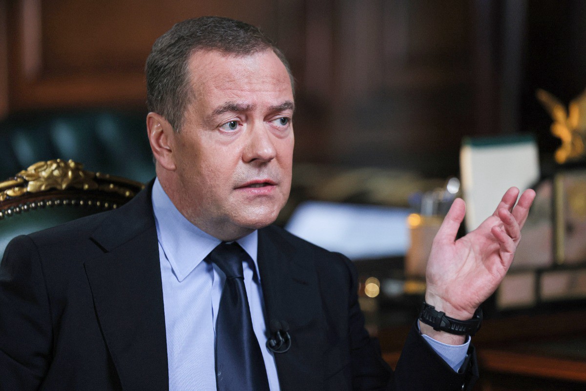 Медведев: Спецоперация ВС РФ изменила тактику и стратегию войны для всего мира