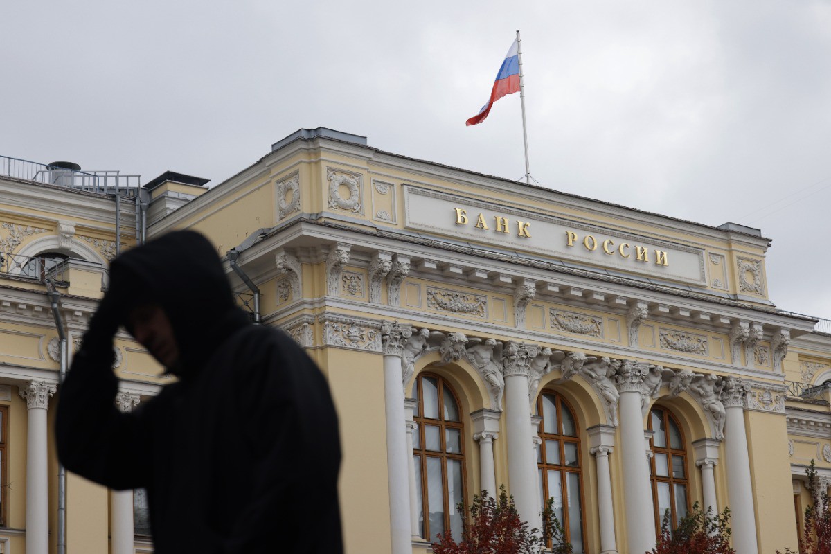 Экономист Bloomberg рассказал, почему он ожидает повышения ключевой ставки Банком России