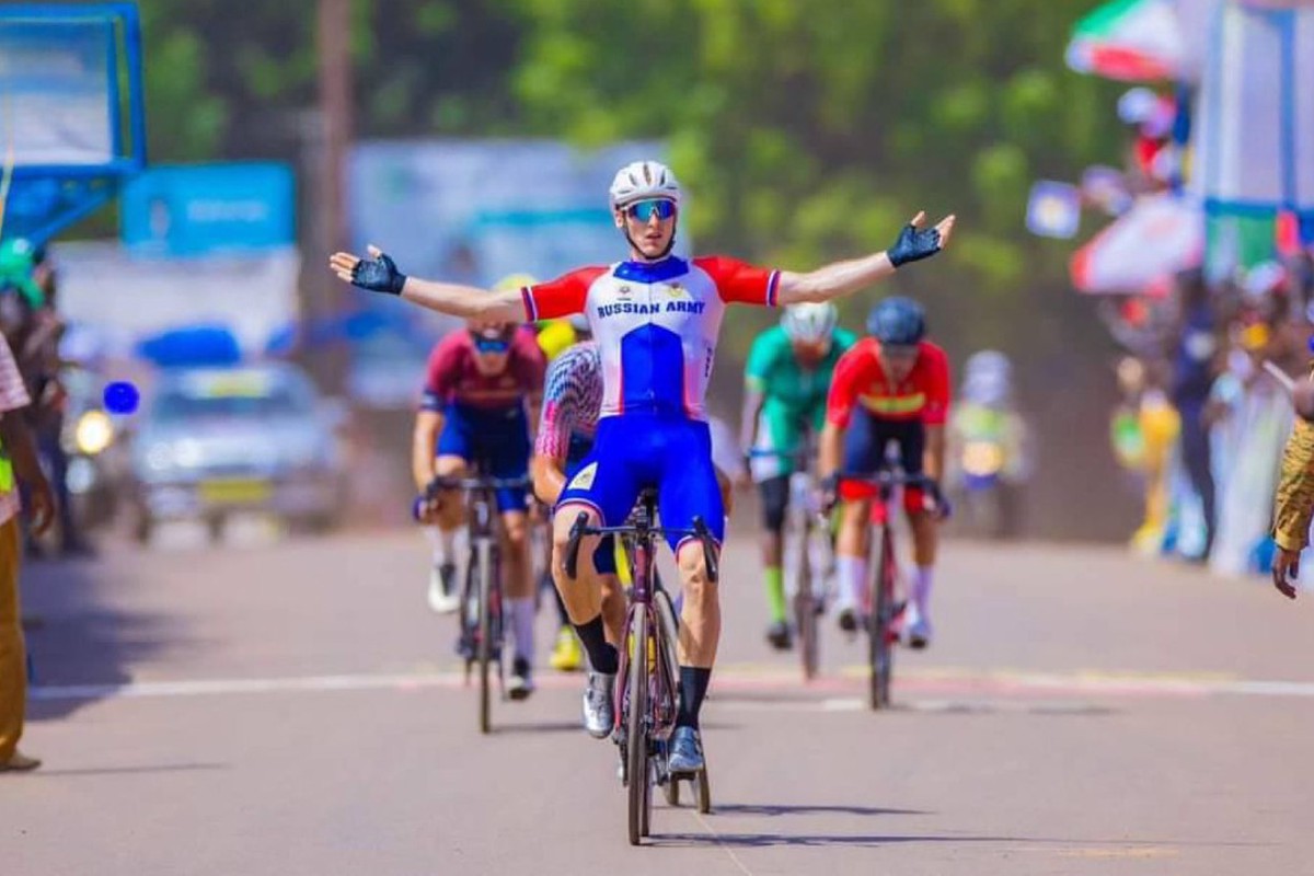Российских велогонщиков ЦСКА включили в чёрный список UCI