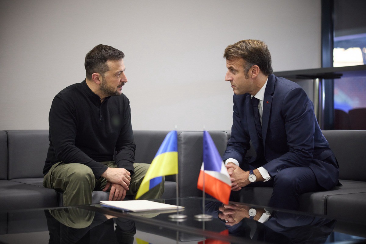 Зеленский и Макрон обсудили реализацию идеи по отправке солдат Франции на Украину