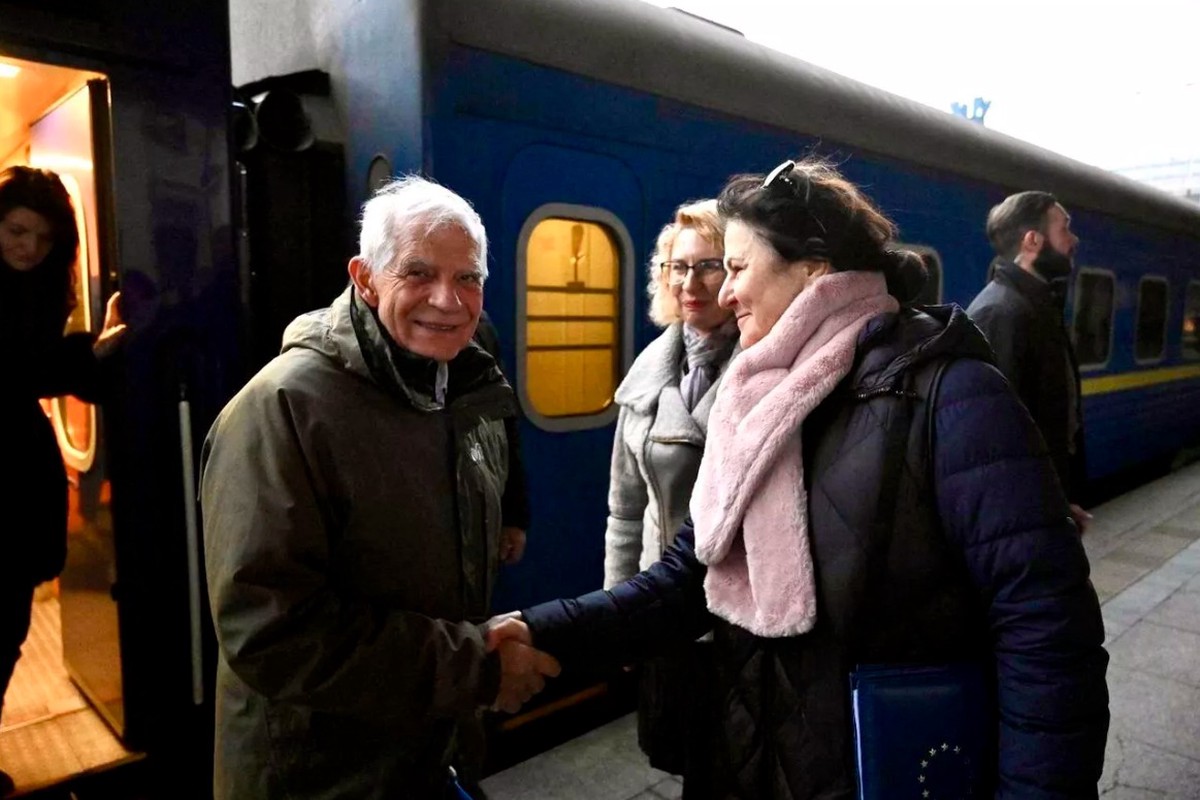 Глава дипломатии ЕС Боррель прибыл с визитом в Киев