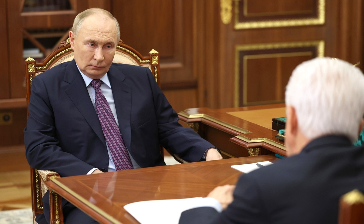 Путин заявил, что внимательно наблюдает за работой в Госдуме