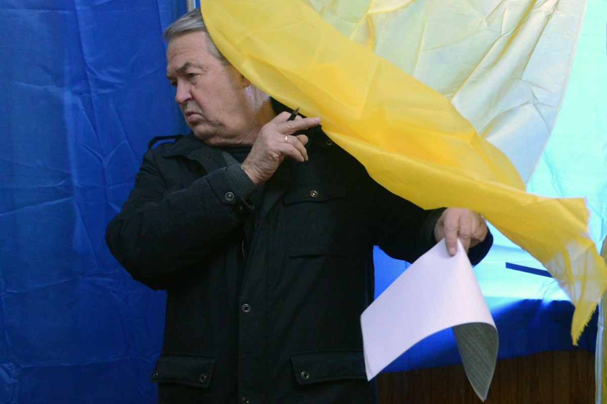 Слухами Зеля полнится: почему на Украине вновь заговорили о выборах 2025 года