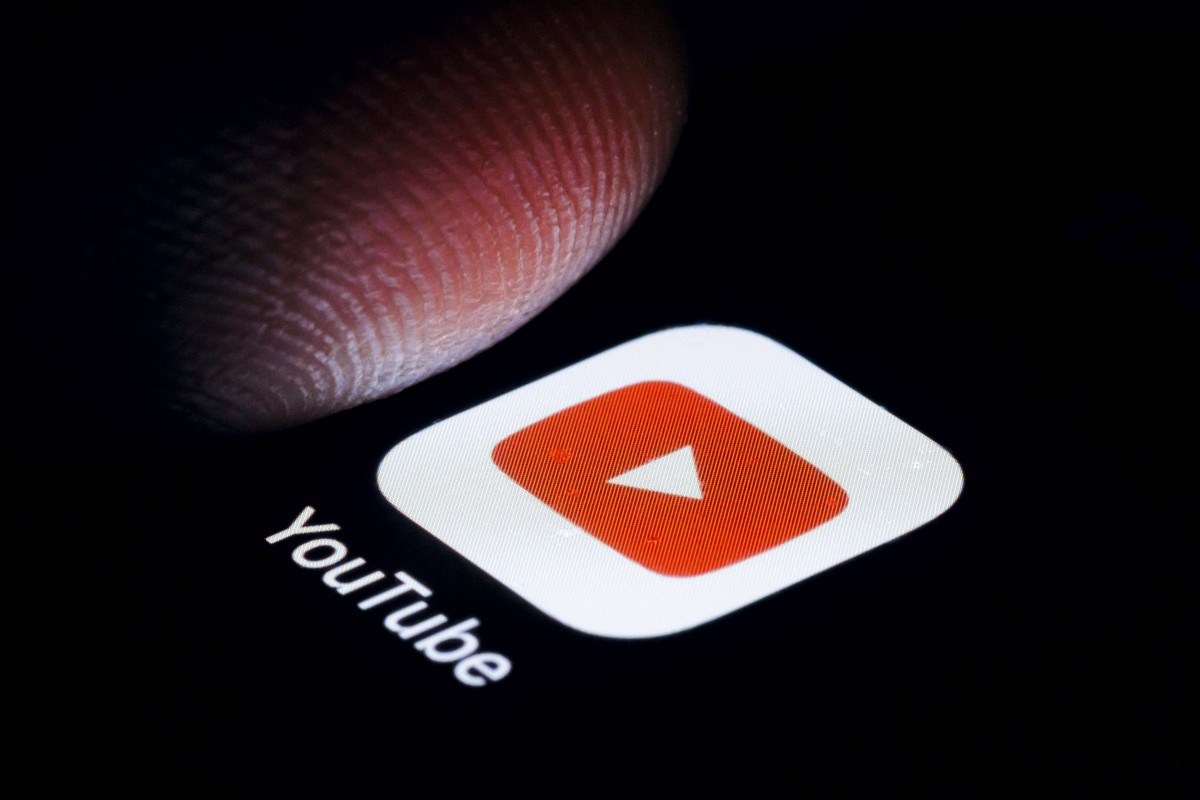 Песков: YouTube не хочет выполнять законы РФ