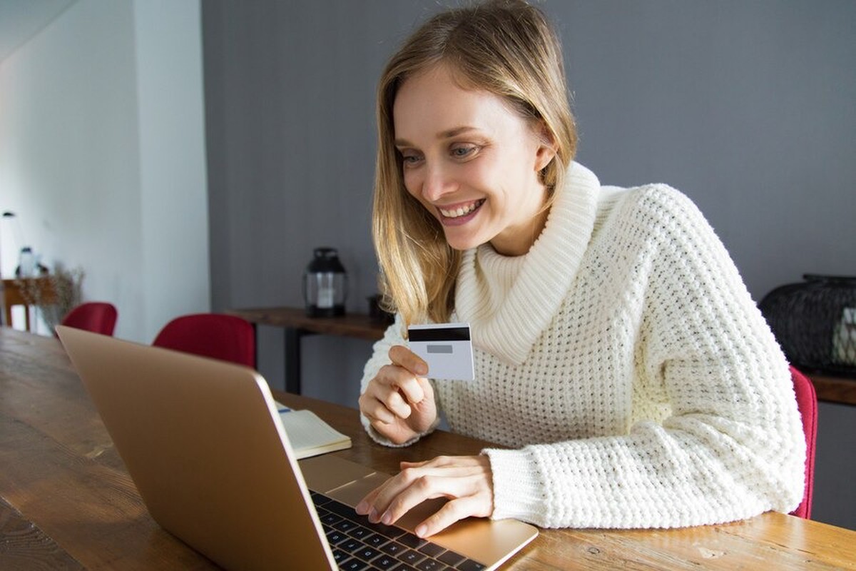 Россиянам объяснили, как вернуть деньги за бракованный товар с маркетплейса