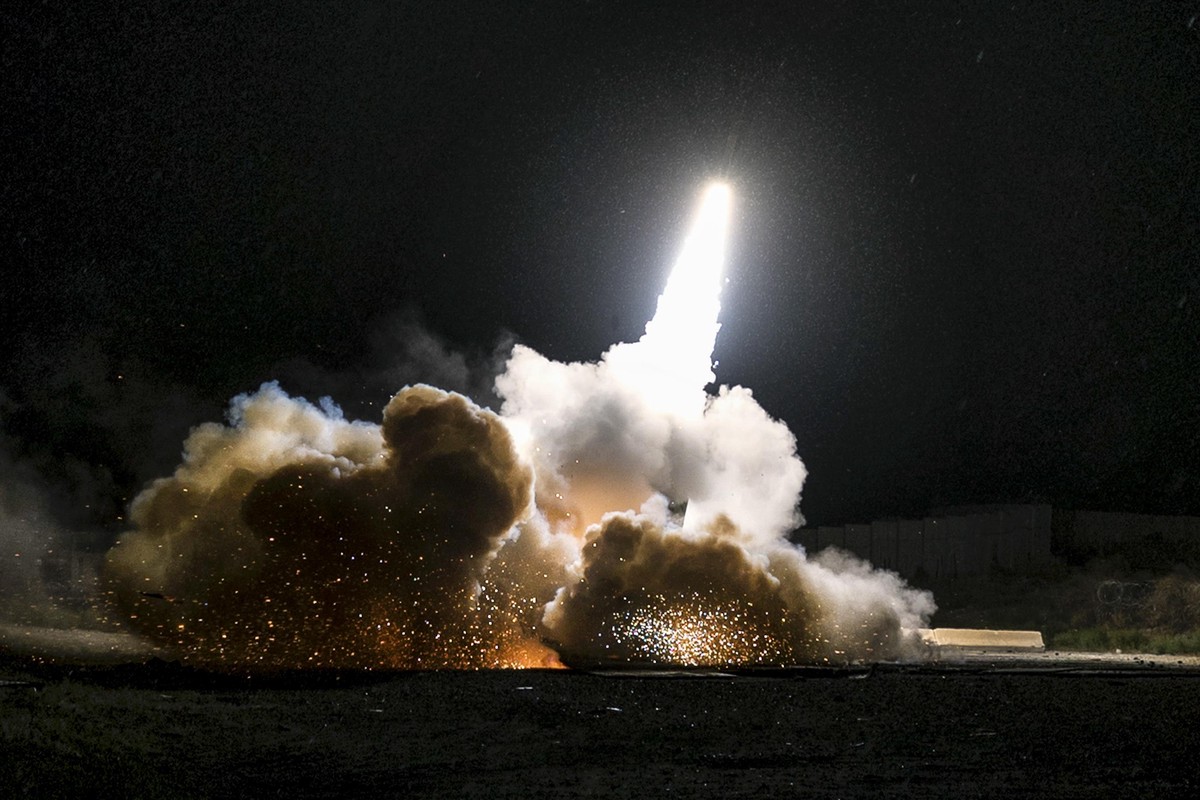 ВСУ атаковали приграничные районы России ракетами HIMARS
