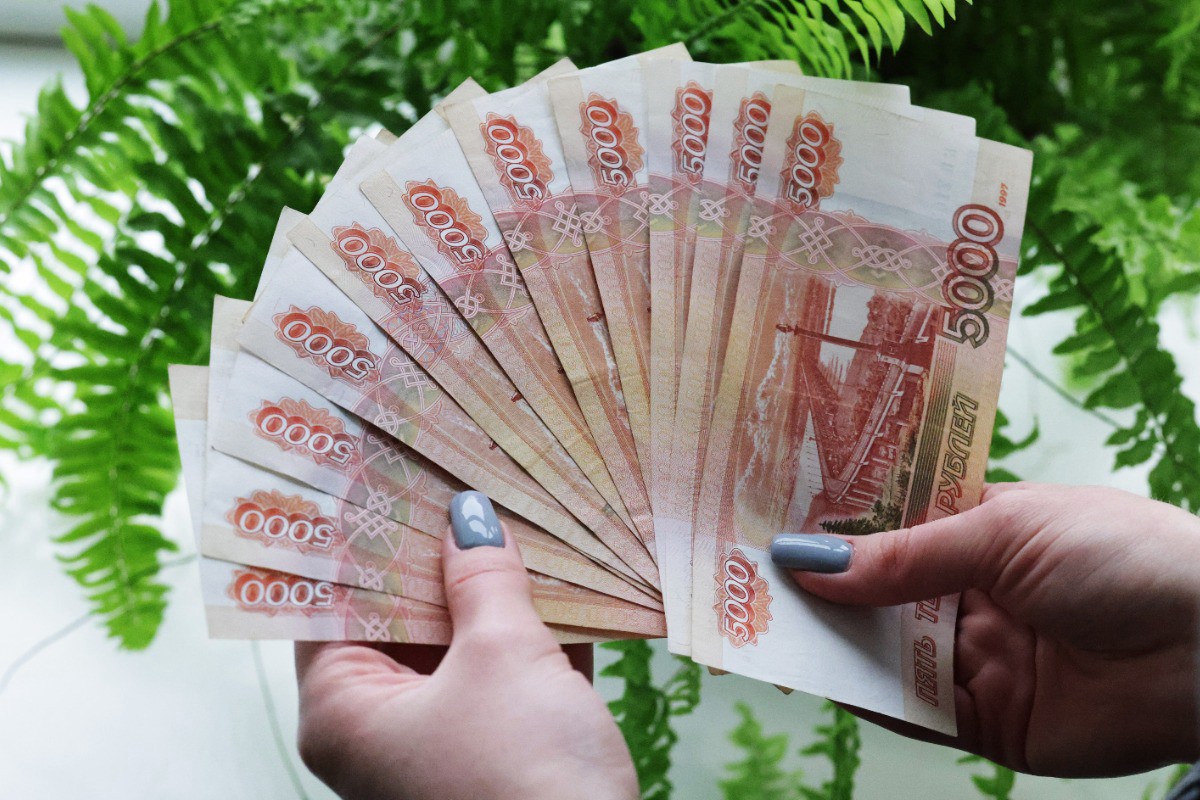 Более 800 тысяч россиян получили единовременную выплату пенсионных накоплений