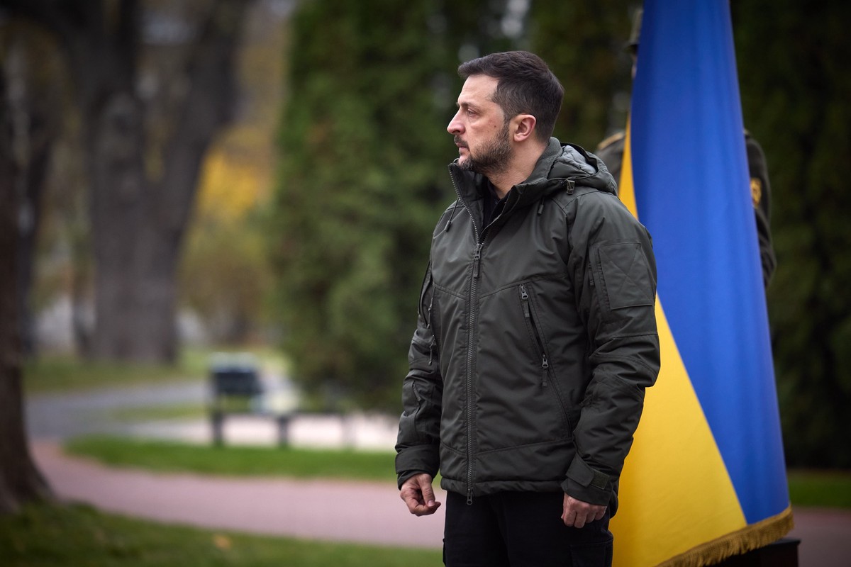 Журналист Боуз: Зеленский начинал как марионетка преступника