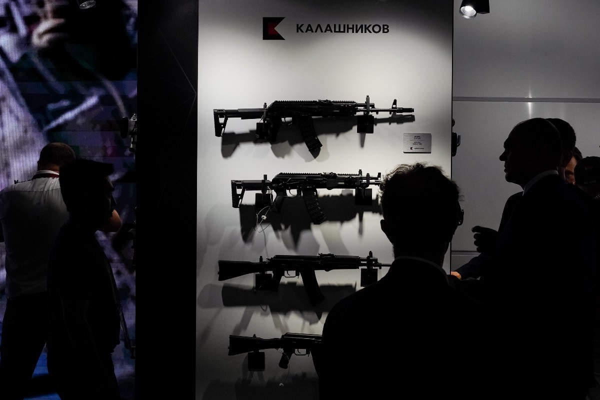 Суд арестовал первого фигуранта дела о поставке брака «Калашникову»