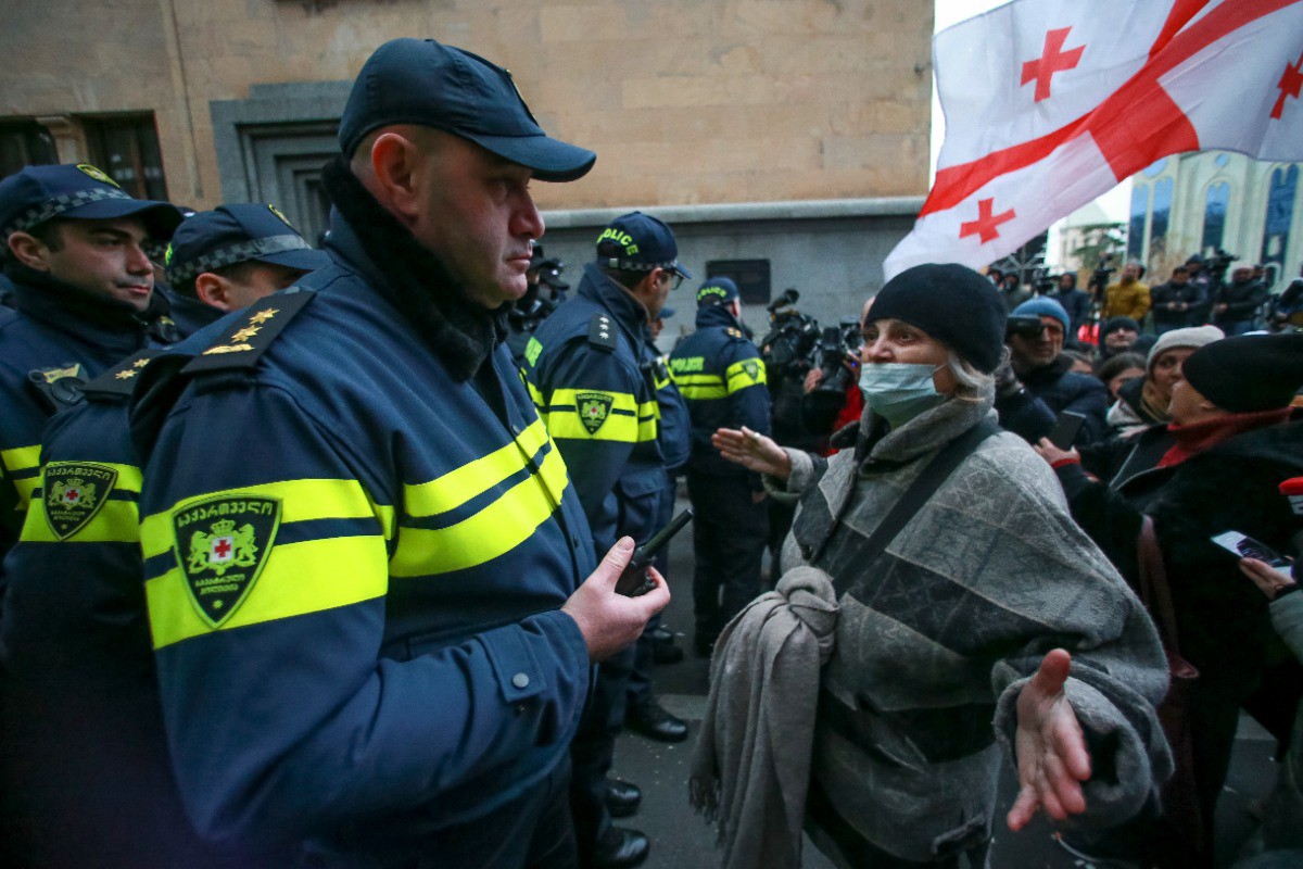 Политолог оценил вероятность массовых протестов в Грузии 