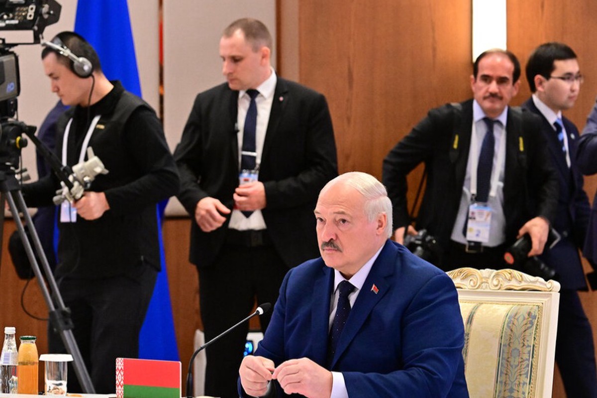 Лукашенко: Отсутствие Армении на саммите ОДКБ характеризует организацию