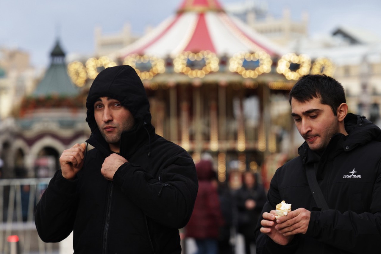 Рост НДС, выгодный больничный, контроль за маркетплейсами: что изменится в законах РФ в 2026 году