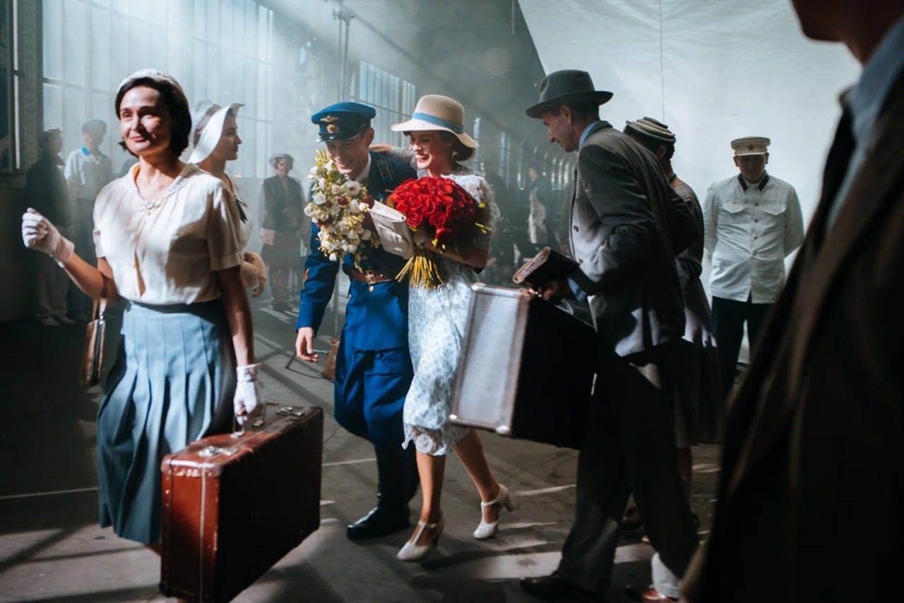 8 Марта – 2026: от «Марша пустых кастрюль» до мимоз – эволюция праздника и подарков