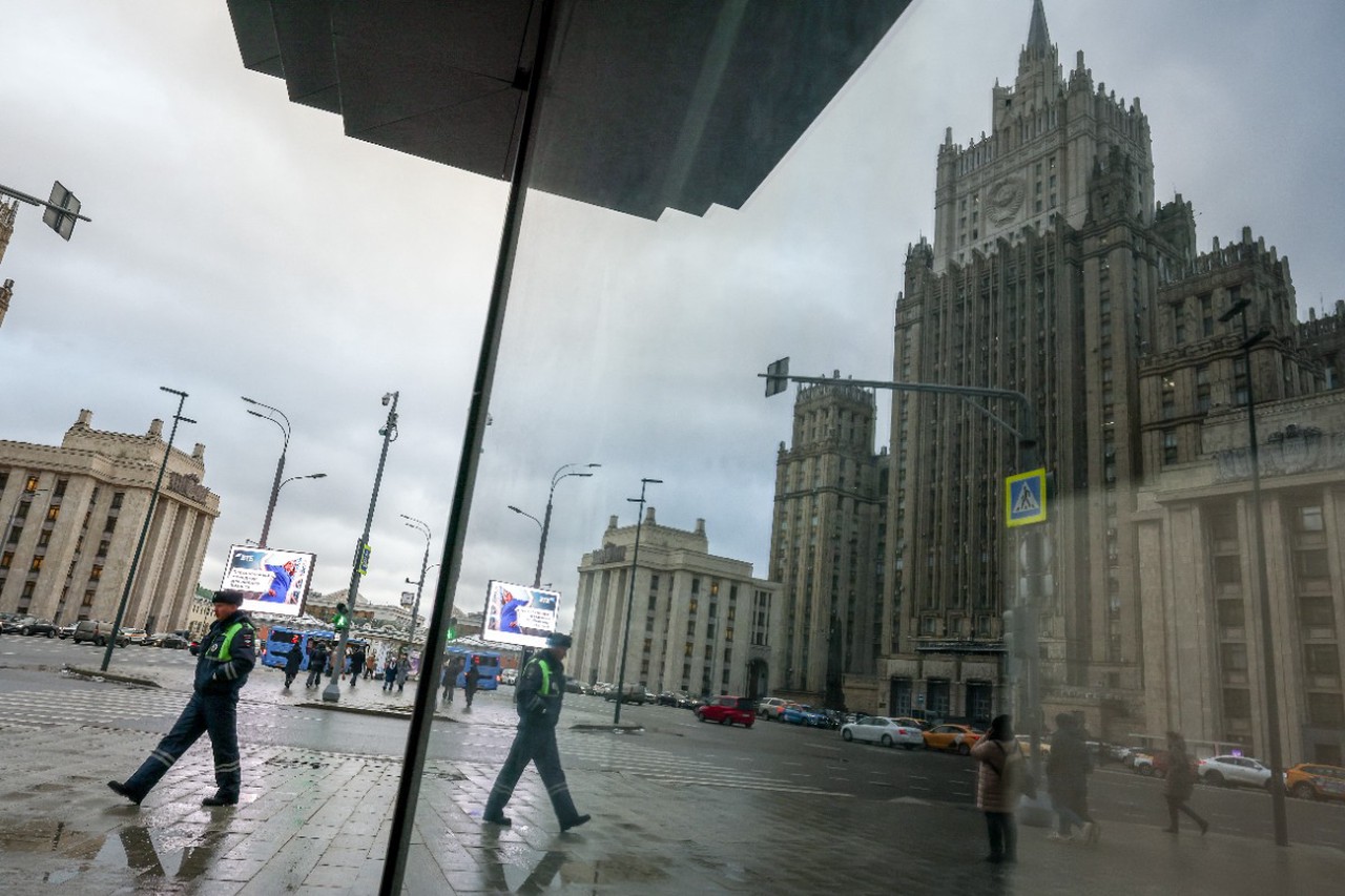 МИД РФ: Запад стремится добиться передышки для Киева