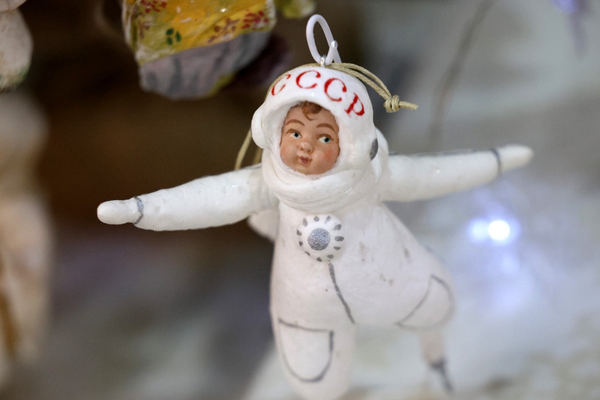 Предыстория игрушек: какими были советские елочные украшения