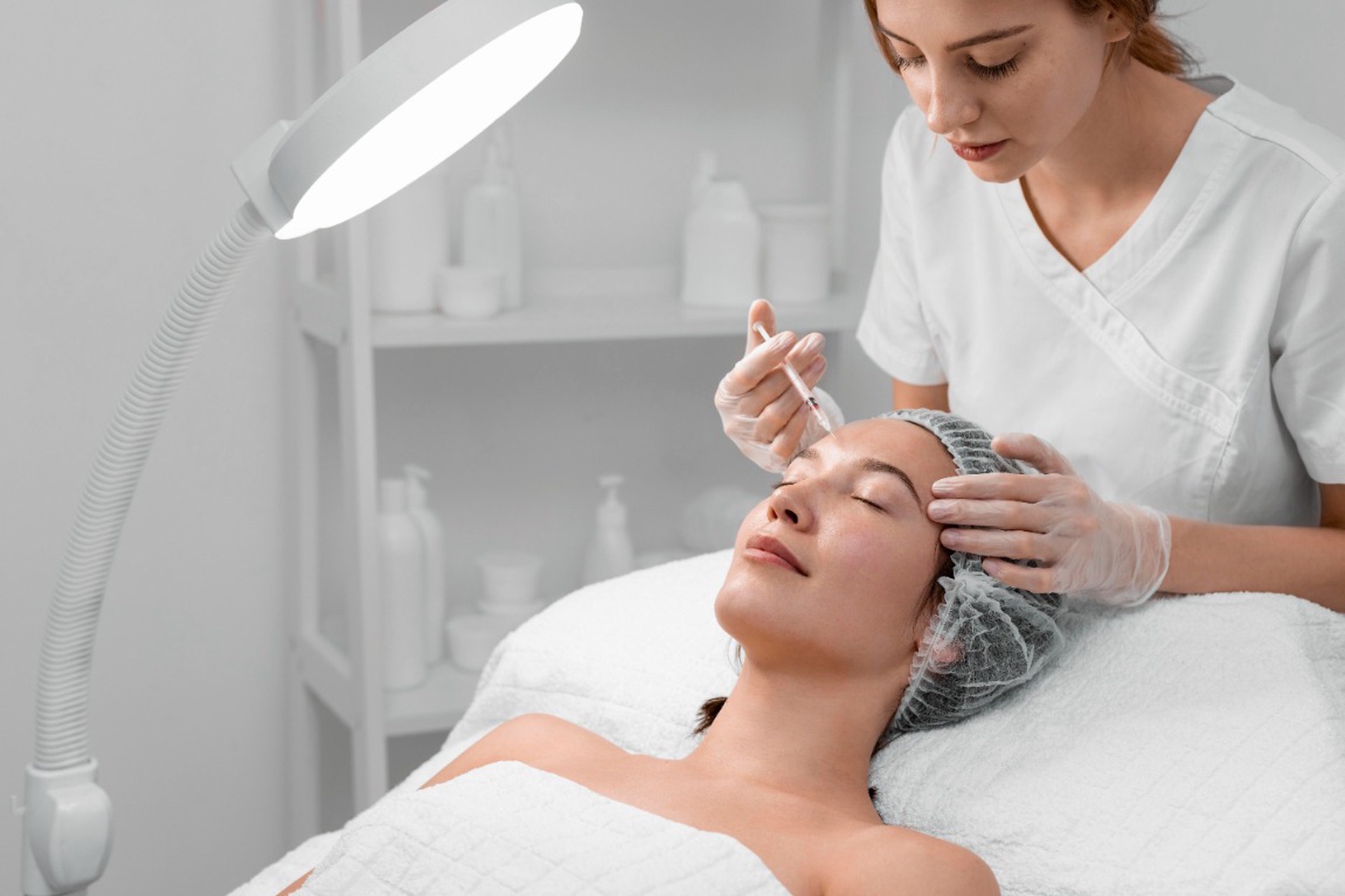 Врач: Уколы для похудения наносят непоправимый ущерб