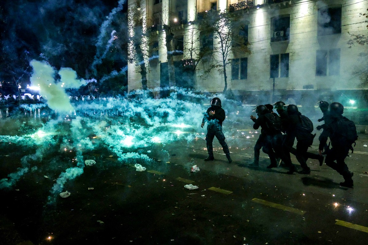 «Провокации не исключены»: политолог – о протестах в Грузии