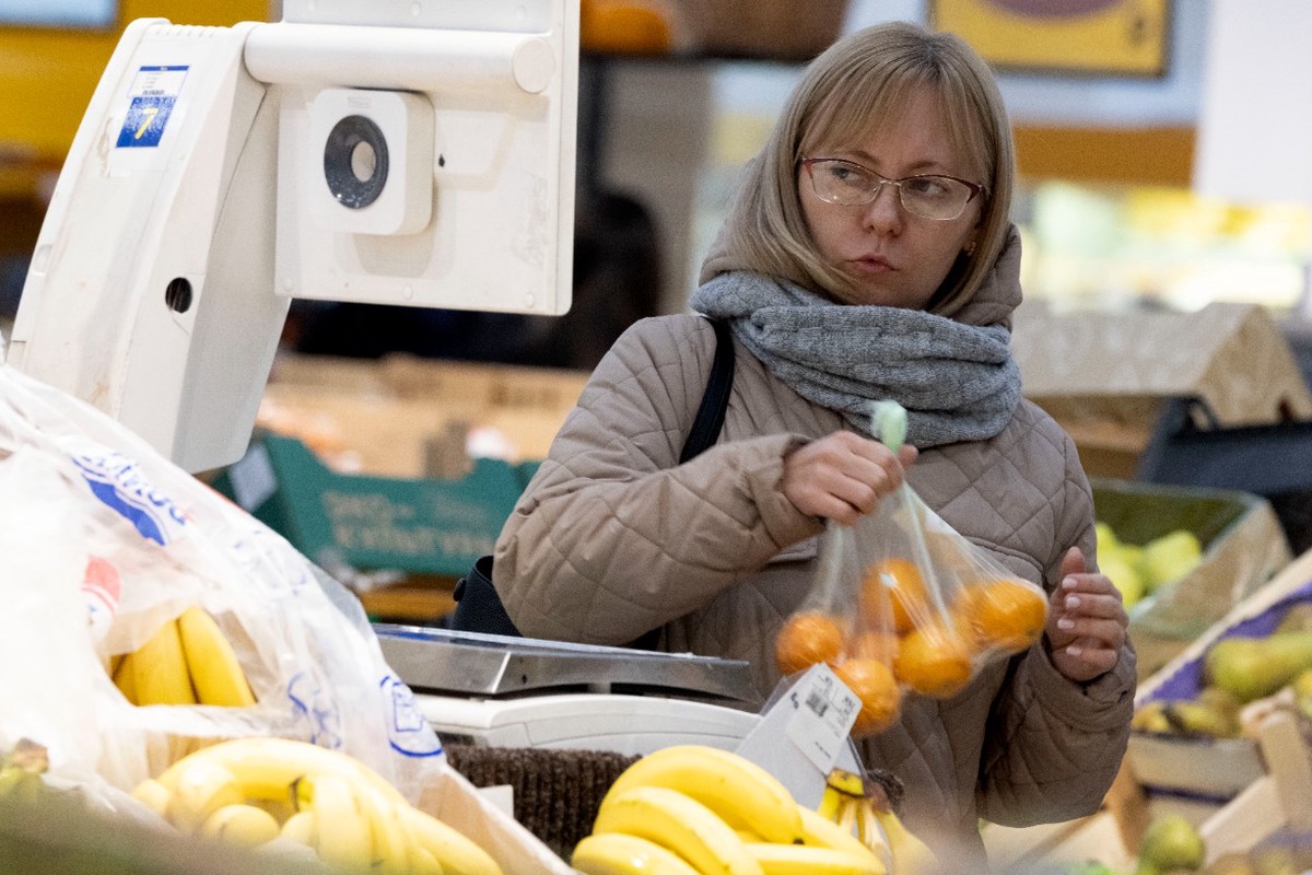 Экономист перечислила причины роста цен на мандарины в 2024 году
