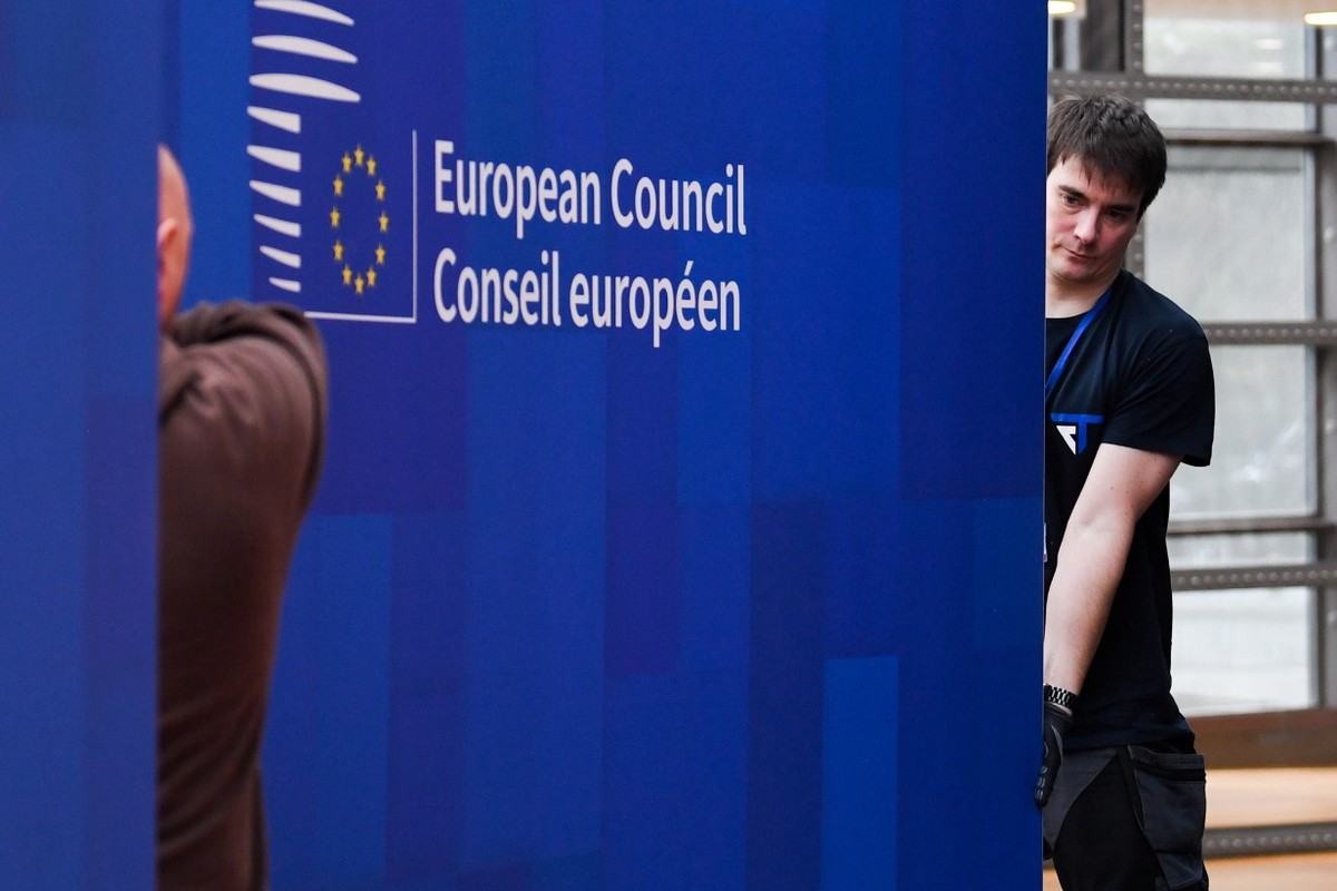 Myśl Polska: Решение властей Румынии подтверждает вырождение Европы в диктатуру