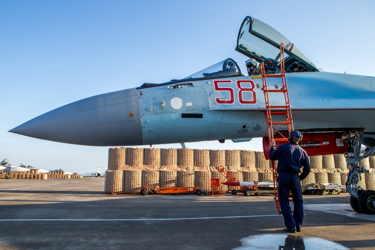 Военный эксперт предположил, что российские военные базы в Сирии могут быть передислоцированы