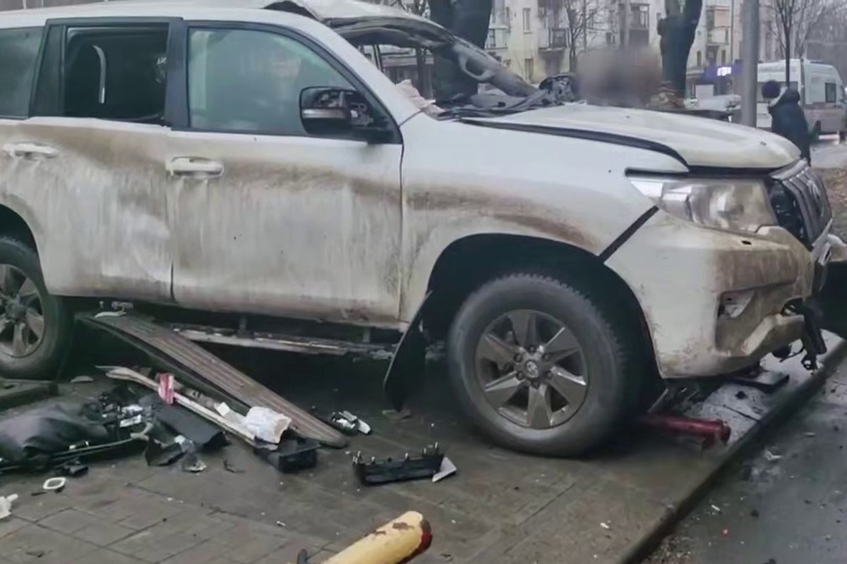 Mash: После взрыва машины в Донецке погиб начальник Еленовской колонии Евсюков